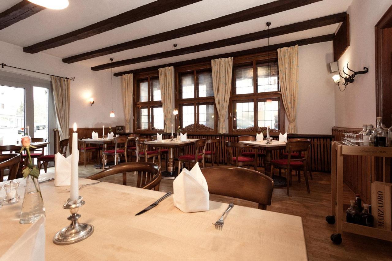 Hotel Deutsches Haus Gifhorn Exteriör bild